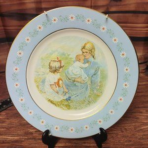 Vintage 1974 Avon Pontesa "Tenderness" Commemorative Plate Special Edition